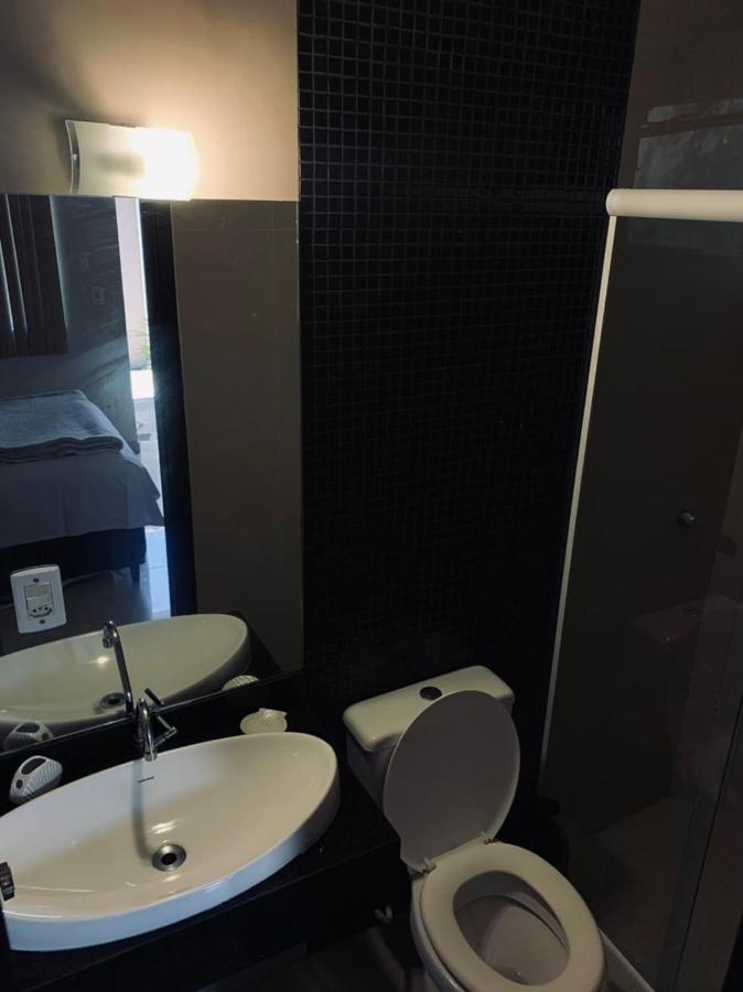 Suite 101- Espaco Praia Aptos أنجرا دوس ريس المظهر الخارجي الصورة